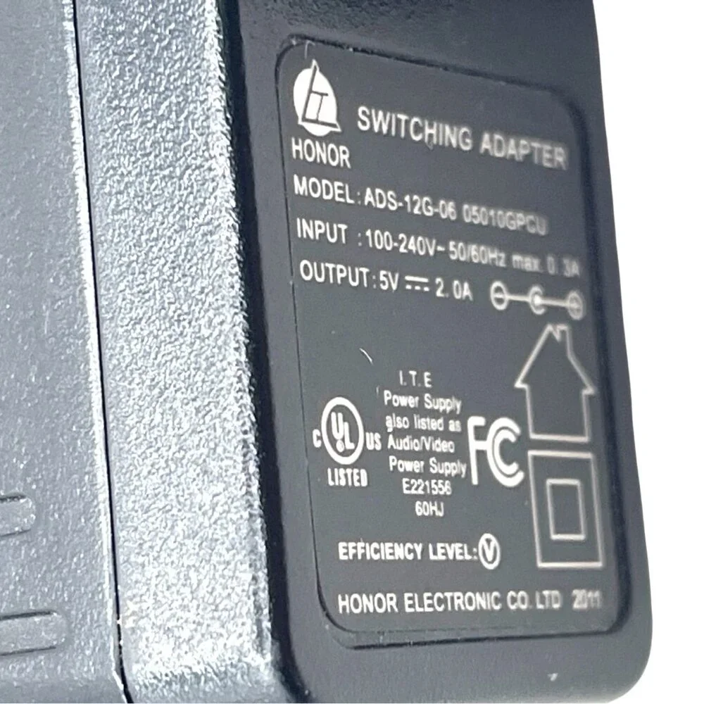 Honor Switching Adapter ADS-12FG-12 12024GPBR Input 100-240V Output 12V 2A Power
